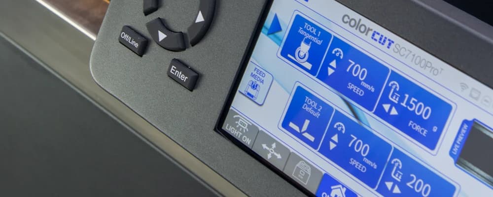 Produzione autonoma tramite USB su Intec ColorCut SC7100 Pro-T